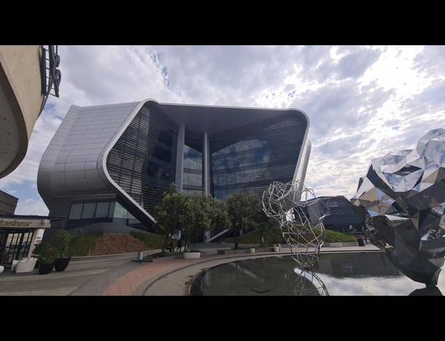 BUSINESS PROPERTY TO RENT IN WATERFALL